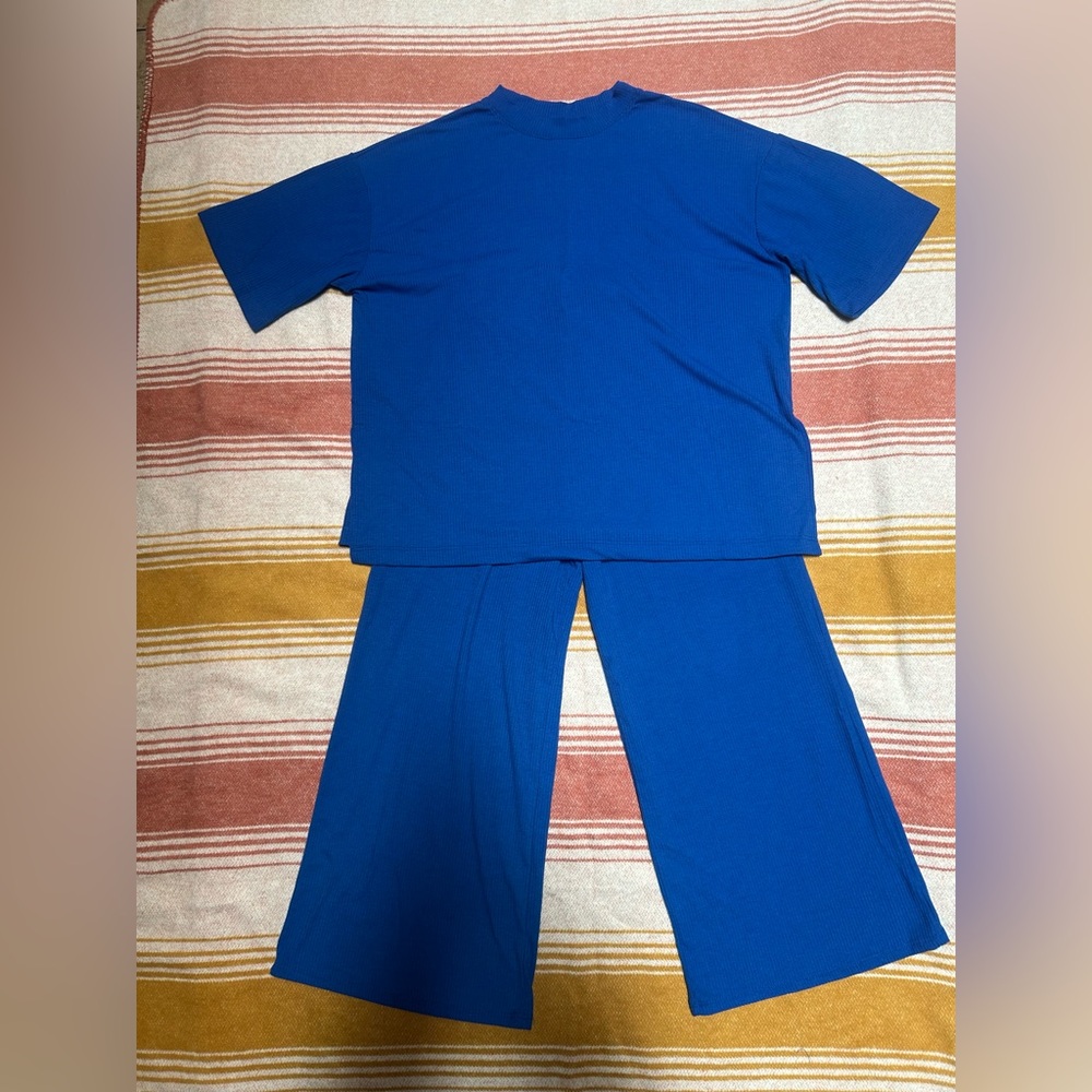 Dressed in Lala Lex Ribbed Playsuit in Royal Blue size SMALL - Picture 4 of 9